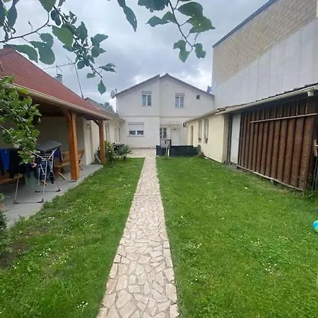 Maison Pour Les Jeux Olympiques Dom wakacyjny Le Blanc-Mesnil